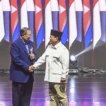 Ketua Majelis Tinggi Partai Demokrat Susilo Bambang Yudhoyono (SBY) resmi mendukung bakal Capres Prabowo Subianto. ANTARA/Galih Pradipta.
