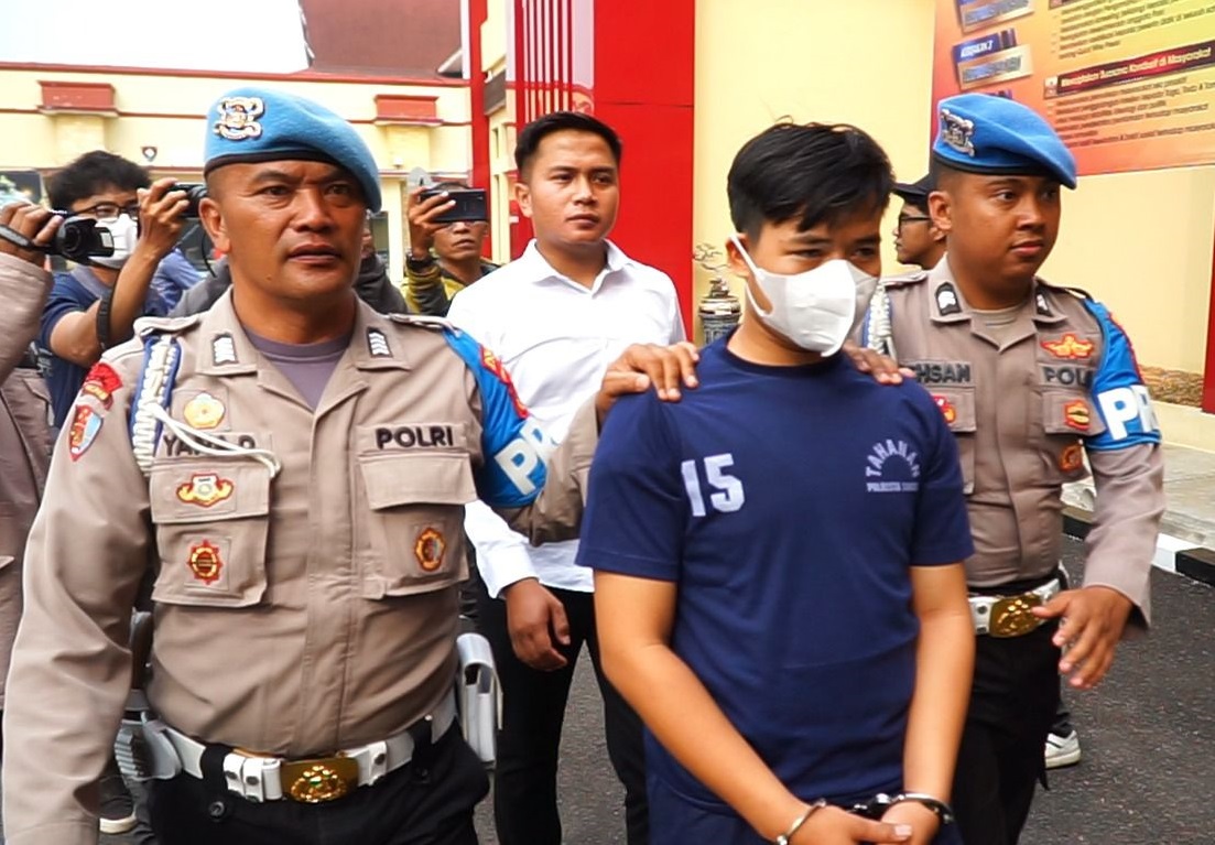 Pelaku begal perbuatan tindakan asusila berinisial, RG 18 tahun akhirnya berhasil dutangkap oleh Jajaran satuan reskim Polresta Bandung.