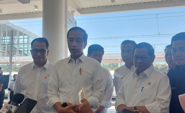 Kereta Api Cepat Jakarta-Bandung Segera Beroperasi, Jokowi: Tak Ada Subsidi Tiket