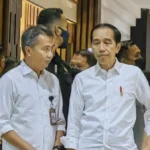 Pj Gubernur Jawa Barat, Bey Machmudin membantah dirinya ditunjuk untuk menggantikan Ridwan Kamil gegara dekat dengan Presiden Jokowi. ANTARA/Gilang Galiartha.