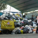 Ratusan TPS di Bandung Overload, Timbulan Sampah Tampak di Mana-mana