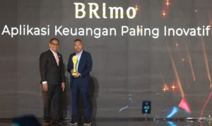 Tiga penghargaan sekaligus berhasil diborong oleh PT Bank Rakyat Indonesia (Persero) Tbk atau BRI yang diadalkan oleh detikom Award 2023.