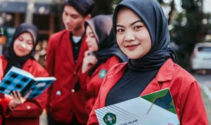 Universitas Islam Nusantara (Uninus) Bandung merupakan salah satu kampus yang tidak mewajibkan skripsi dalam menyelesaikan tugas akhir mahasiswa.