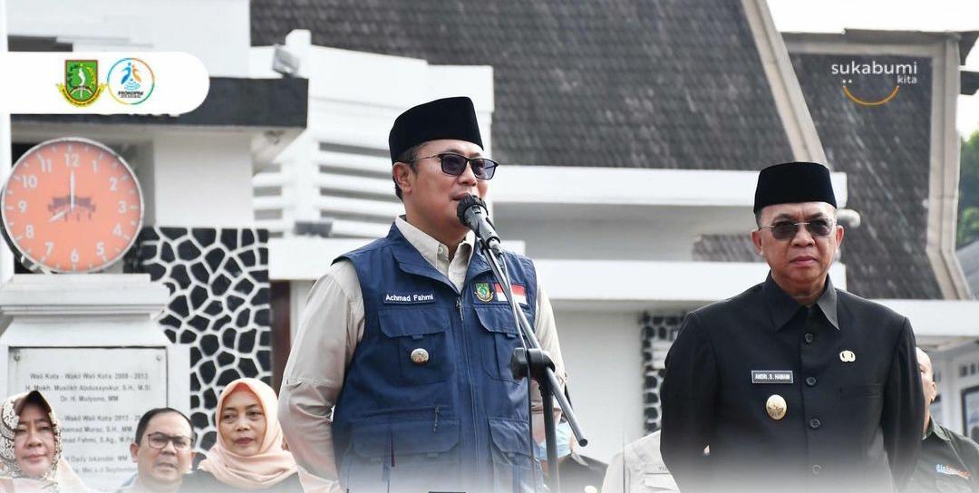 Wali Kota Sukabumi Achmad Fahmi beserta Wakil Wali Kota Sukabumi Andri Hamani saat mengikuti apel pada Selasa, 19 September 2023. Dokpim Kota Sukabumi