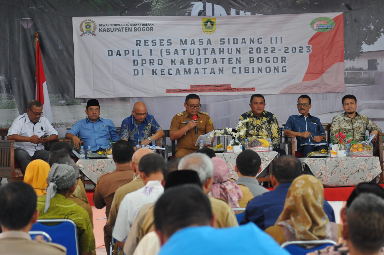 Reses dihadiri Ketua DPRD Kabupaten Bogor Rudy Susmanto (Gerindra), Agus Salim (Gerindra), Kukuh Sriwidodo (Gerindra), Ade Sanjaya (Demokrat) dan Arif Abdi (PAN). Foto: Sandika / Jabar Ekspres