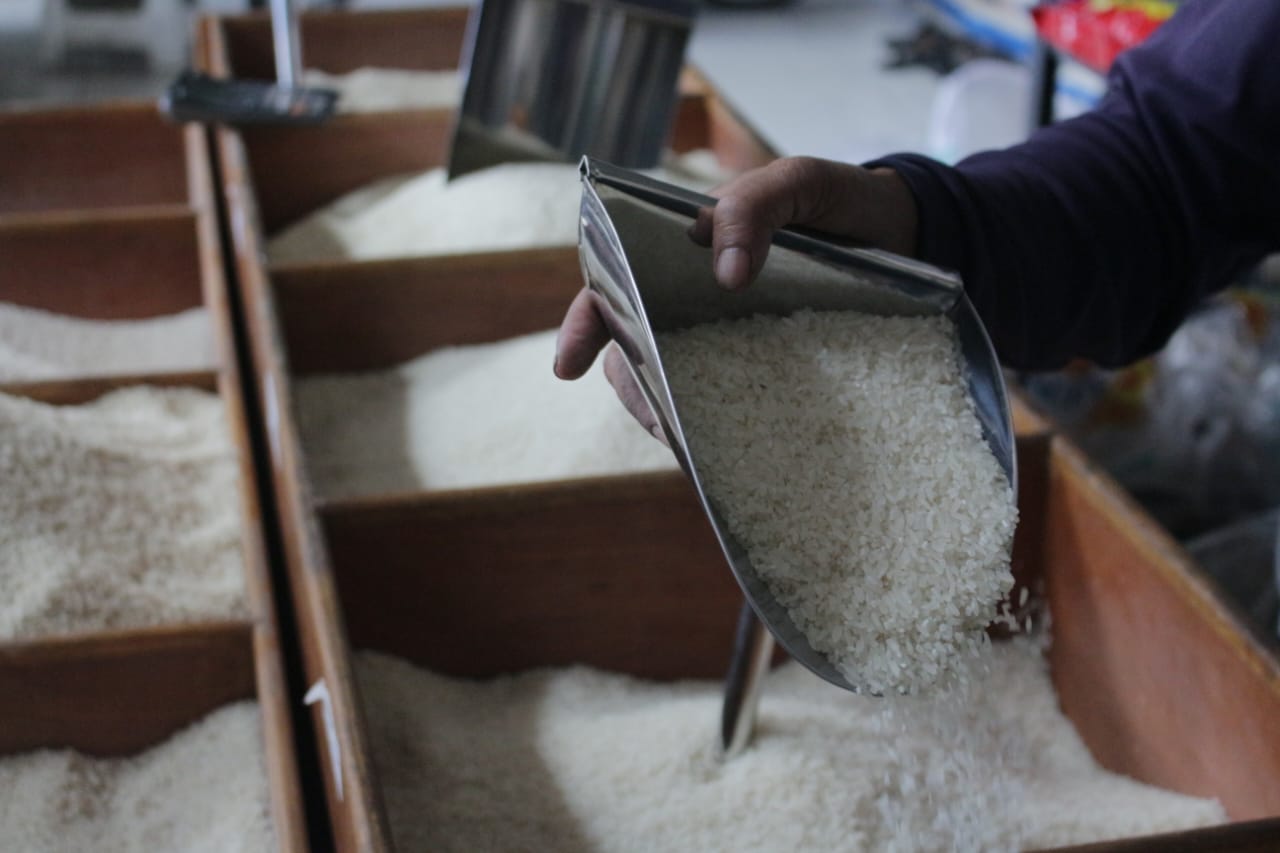 Ist. Harga beras di pasaran mulai merangkak naik. Foto. Pandu Jabar Ekspres.