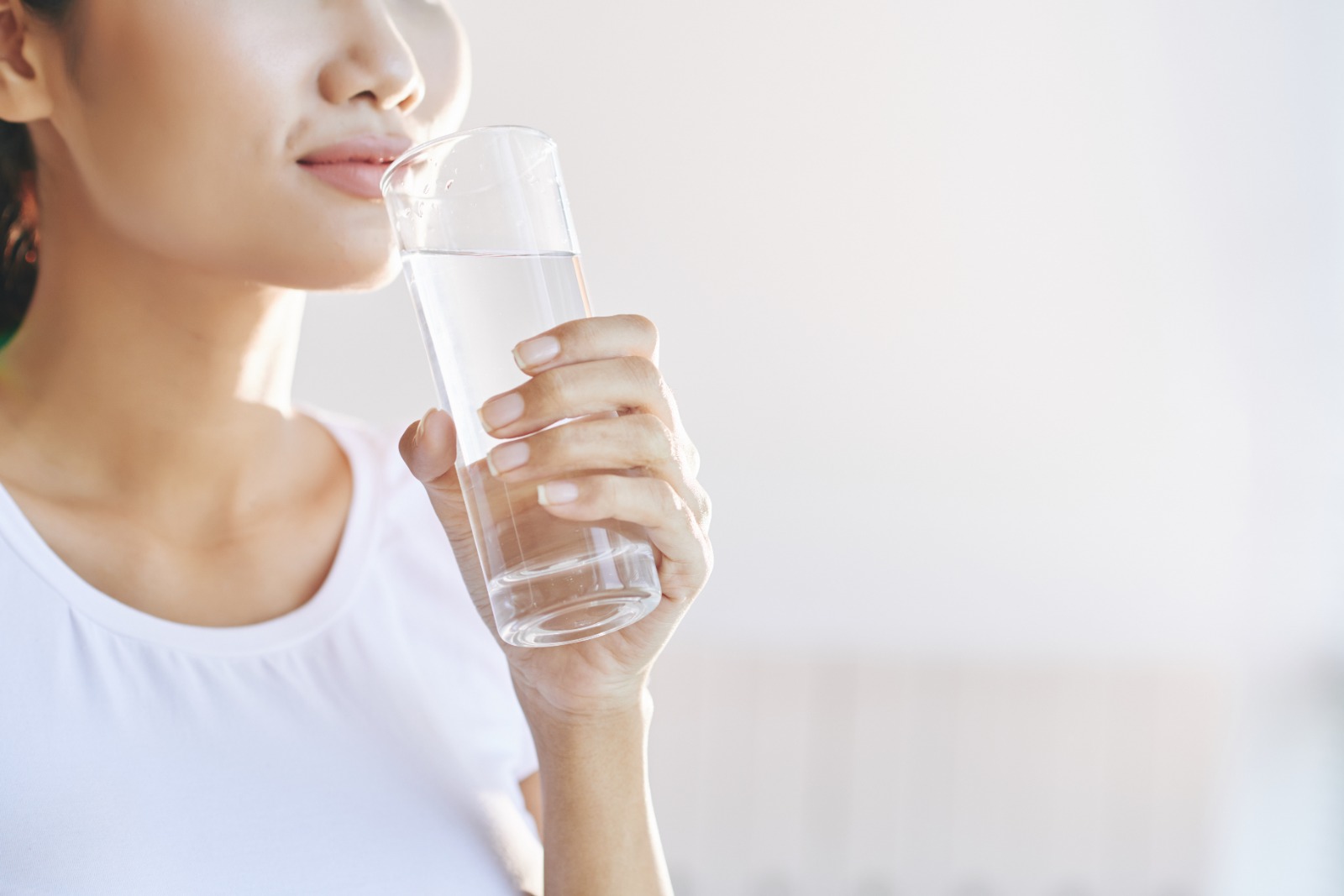 Manfaat Baik Konsumsi Air Putih Bagi Kesehatan Tubuh!