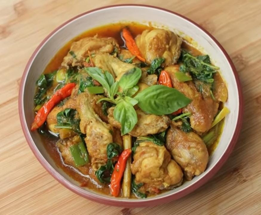 Khas Sunda! Resep Ayam Kemangi Pedas Bikin Nagih & Wangi
