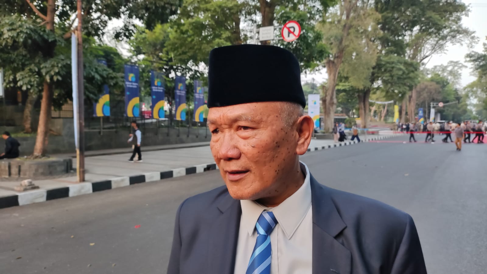 Ist. Kepala DBMPR Jabar, Bambang Tirtoyuliono. Foto. Sandi Nugraha.