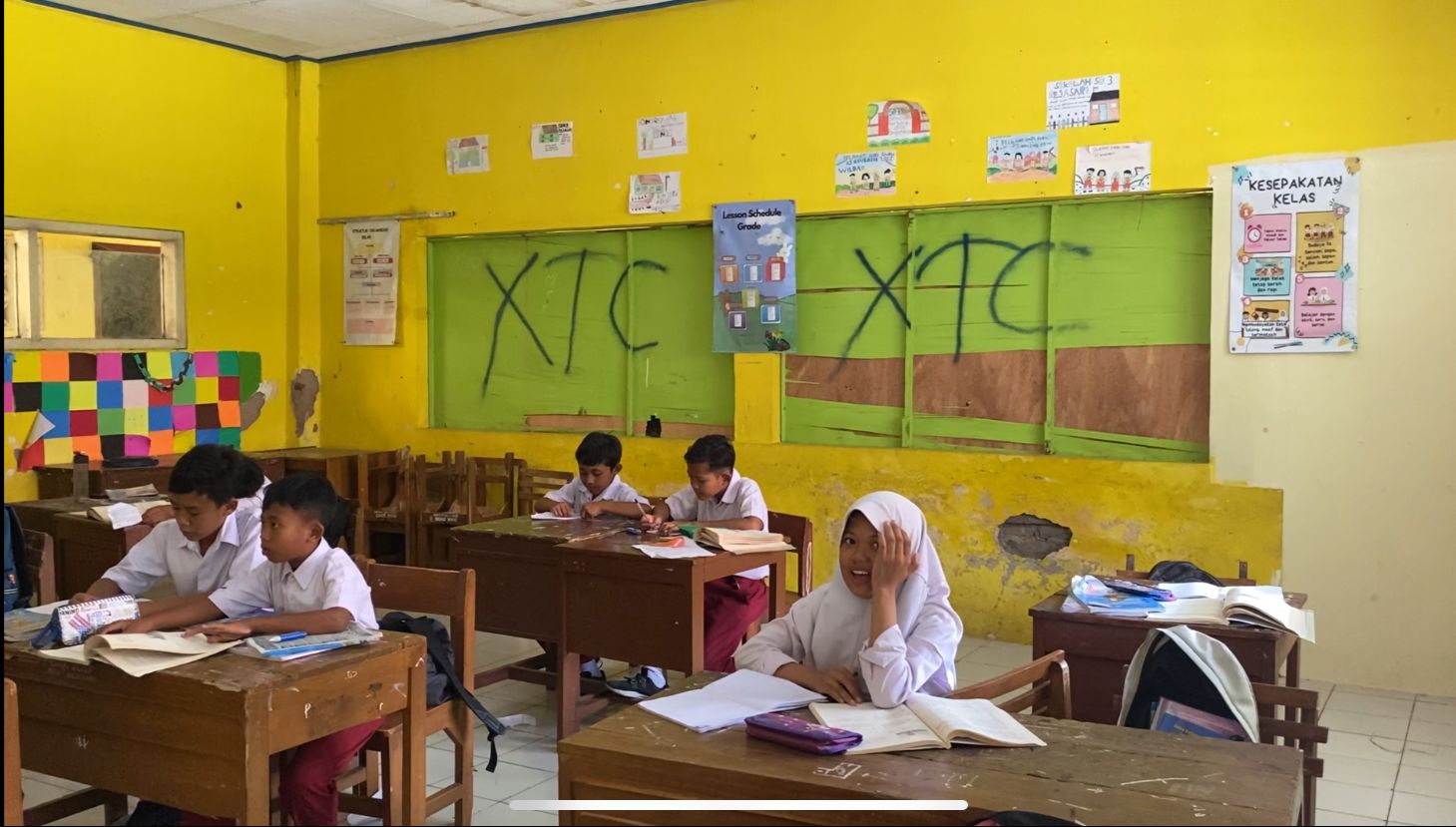 Ruang Belajar SD Negeri 3 Rejasari Kota Banjar Dicorat-coret Geng Motor XTC, Pihak Sekolah Lapor ke Polisi!