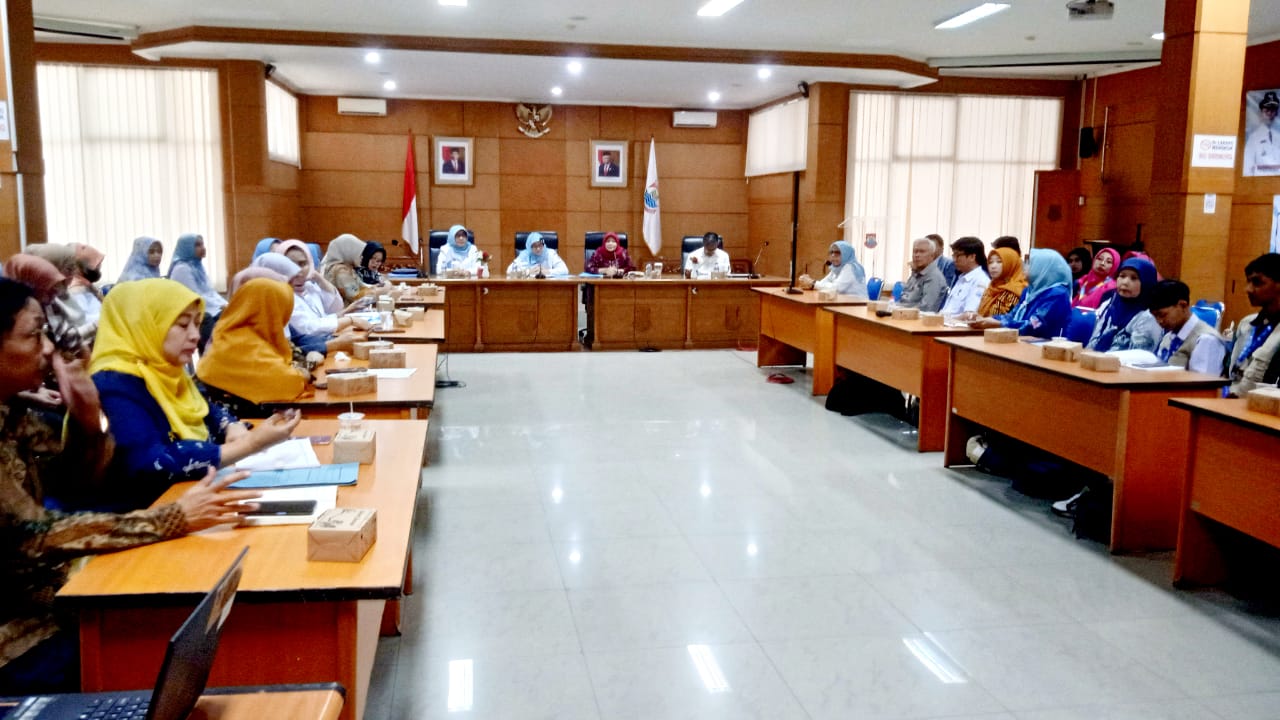 Dalam rapat koordinasi tersebut menghasilkan enam poin utama. Yang tujuannya lebih meningkatkan pada kepentingan perlindungan perempuan dan anak. /Firman