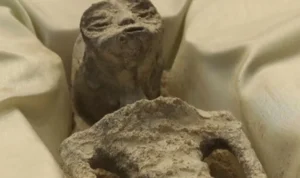 Viral! Ditemukan Mayat Alien Berumur 1000 Tahun dan Dipamerkan di Kongres Meksiko, Begini Penampaknya