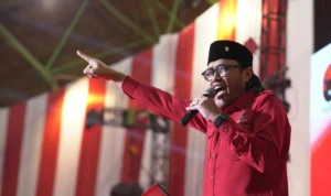 Ketua PDI Perjuangan Jabar Ono Surono menegaskan pihaknya tidak tahu menahu, tentang Persib Legend for Ganjar Pranowo.