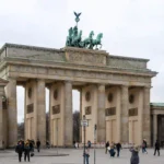Aktivis Iklim Merusak Monumen Bersejarah di Jerman, Menuntut Penghentian Penggunaan Bahan Bakar Fosil pada 2030