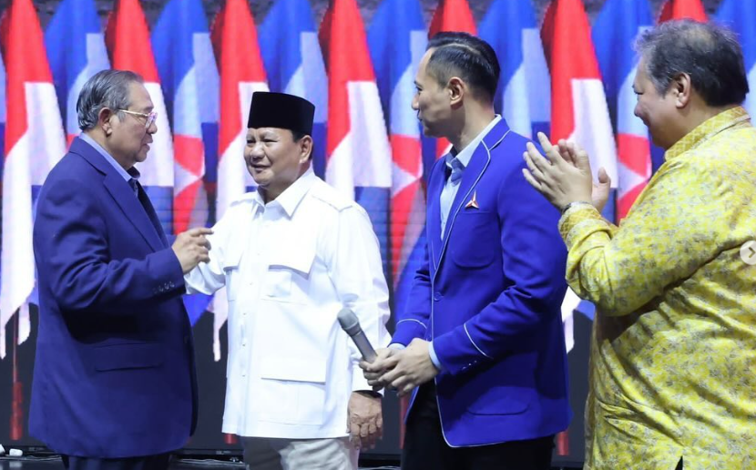 Ketum Demokrat Nyatakan Dukungan untuk Prabowo, SBY Nyanyikan 'Kamu Ngga Sendirian'
