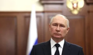 Presiden Vladimir Putin dengan tegas membantah segala keraguan yang muncul terkait masa depan Rusia, menyatakan keyakinannya bahwa negaranya mampu mengatasi semua tantangan yang ada.