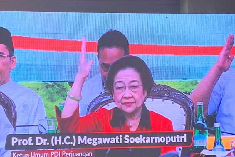 Megawati Umumkan Mahfud MD Resmi Jadi Cawapres Ganjar