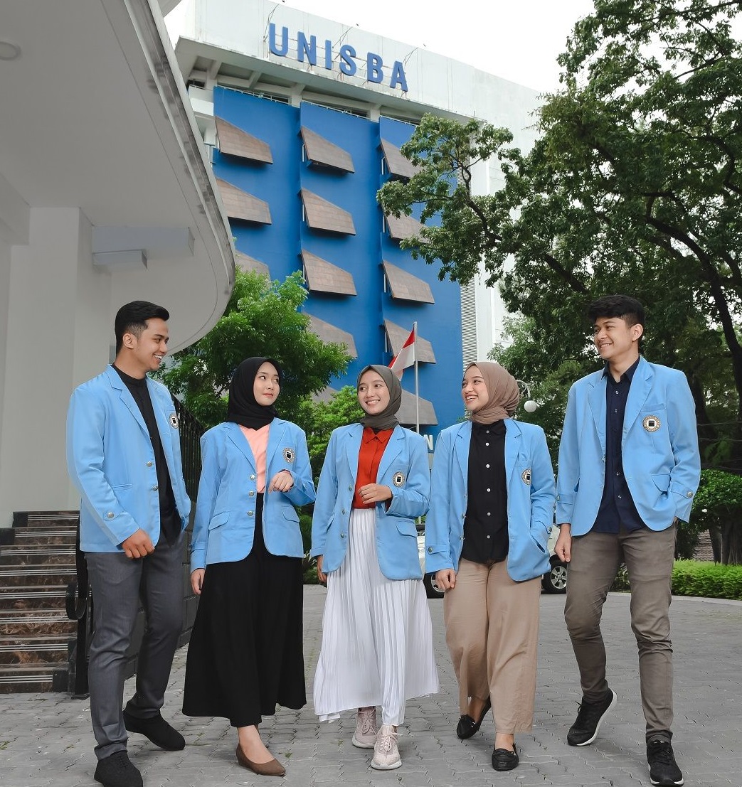 Universitas Islam Bandung merupakan salah satu kampus swasta di Kota Bandung yang mendapatkan akreditasi A atau Unggul dari BAN-PT.