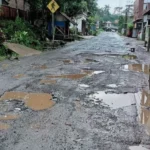 Kondisi Jalanan Rusak di Selatan Kabupaten Cianjur