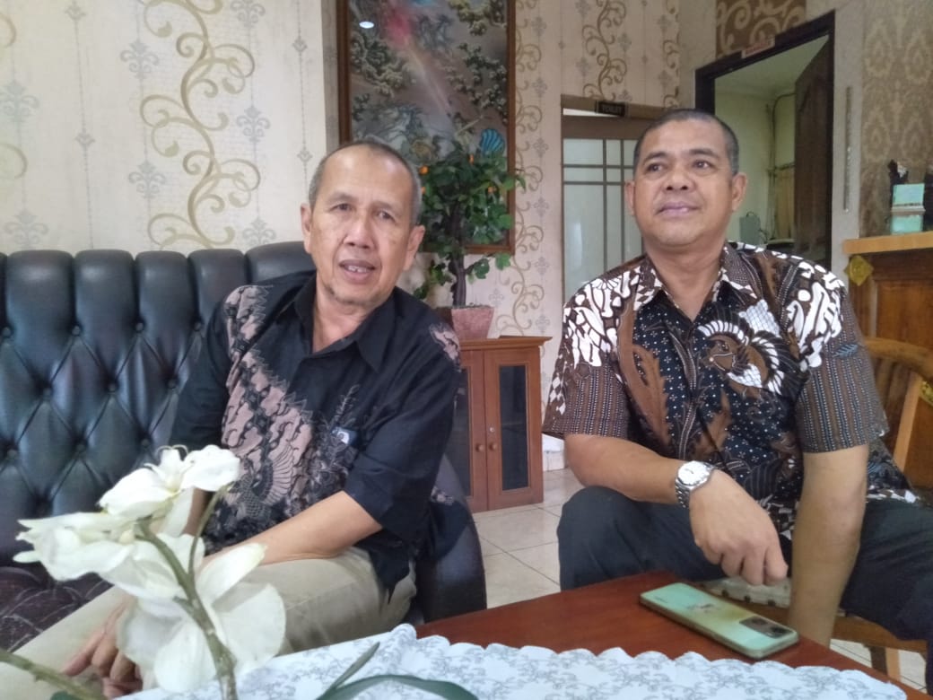 Ketua PHRI Kabupaten Bogor, Juju Junaedi bersama Sekertaris PHRI Kabupaten Bogor, Boboy.