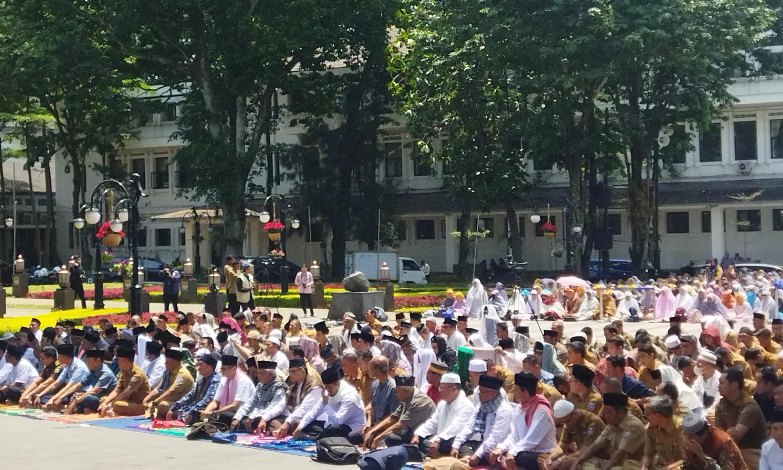 Gelar Salat Istisqa, Sekda Kota Bandung: Bagian dari Ikhtiar