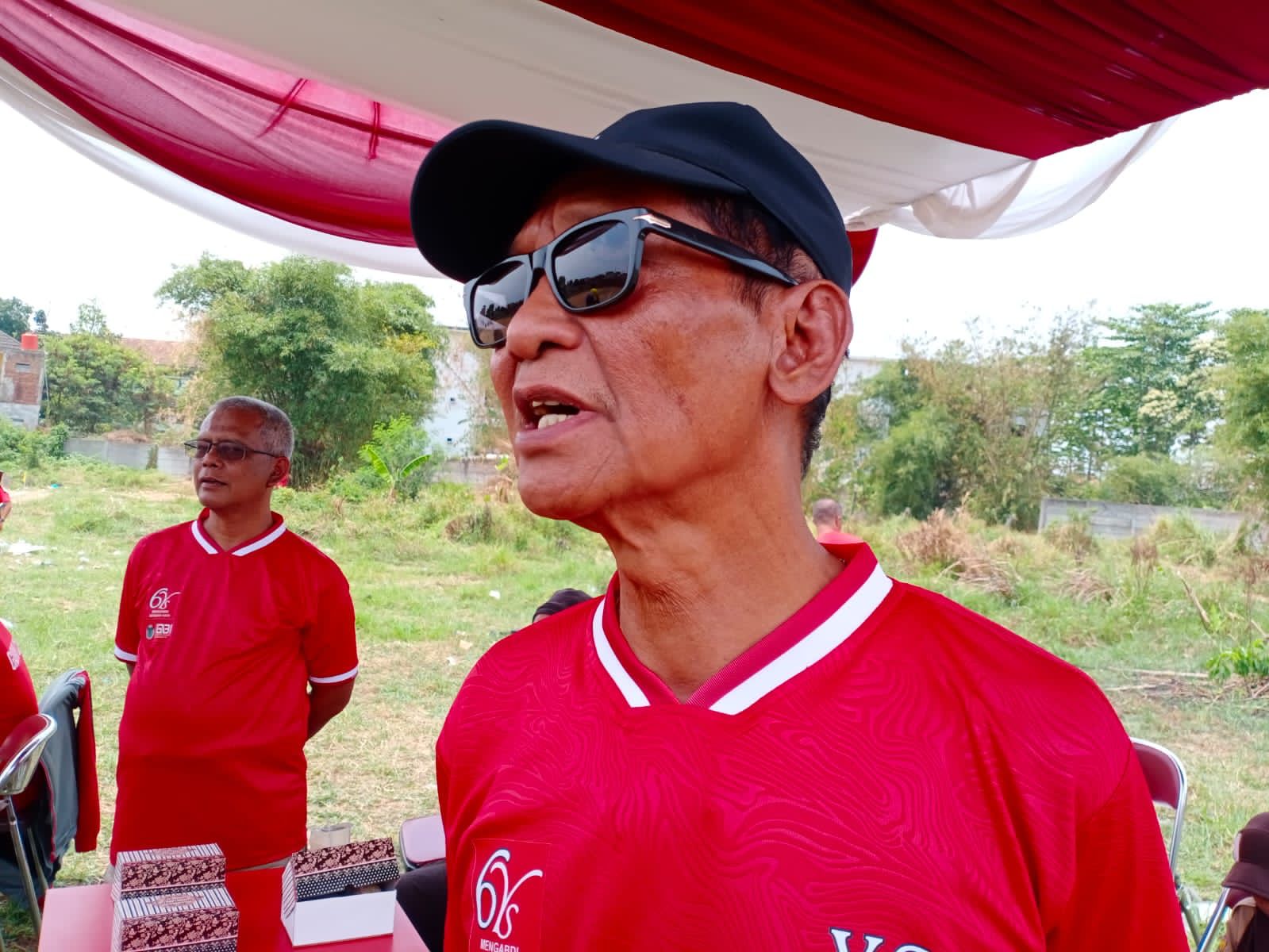 Anggota DPR RI, Yadi Srimulyadi saat menghadiri acara di Padalarang, Kabupaten Bandung Barat. Minggu (15/10). Foto Jabarekspres