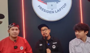 Presiden Laptop Hadir di Bandung, Dewa Eka Sebut bisa Jadi Solusi Pelajar hingga Pekerja