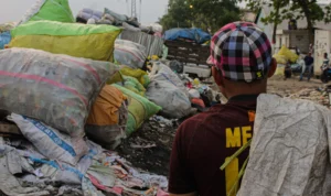 Sampah Pasar Semakin Menggunung, Ema Desak Perumda Tangani Tumpukan di Gedebage