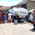 Warga Desa Haurpugur Terdampak Kekeringan, BPBD Kabupaten Bandung Sudah 3 Hari Kirim Bantuan Air