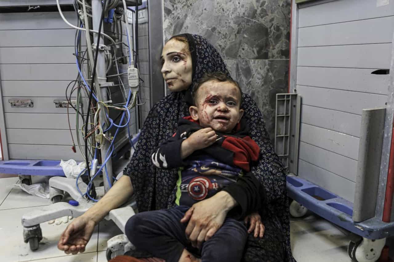 Rumah Sakit di Gaza Diserang Israel, 500 Orang Tewas