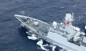 Satuan tugas pengawalan Angkatan Laut ke-44 dari Tentara Pembebasan Rakyat China (PLA) dilaporkan telah mengerahkan enam kapal perang di Timur Tengah pekan ini. Tindakan ini terjadi dalam konteks ketegangan antara milisi Hamas Palestina dan Israel.