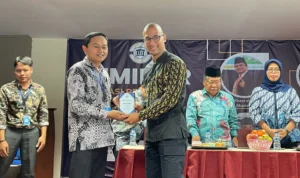 Marcellius Siahaan, saat menjadi pembicara Forum Grup Disscusion (FGD) dari Mahasiswa Komunitas Peduli Politik UIN Sunan Gunung Djati, Kota Bandung, Kamis 18 Agustus 2023 lalu.