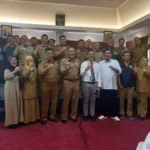 Badan Kesatuan Bangsa dan Politik Jabar saat melaksanakan kegiatan Penyusunan Model Toleransi Umat Beragama di Jabar di Sany Rosa Hotel, Jalan Dr Setiabudi, Kota Bandung, Selasa 30 Otober 2023.