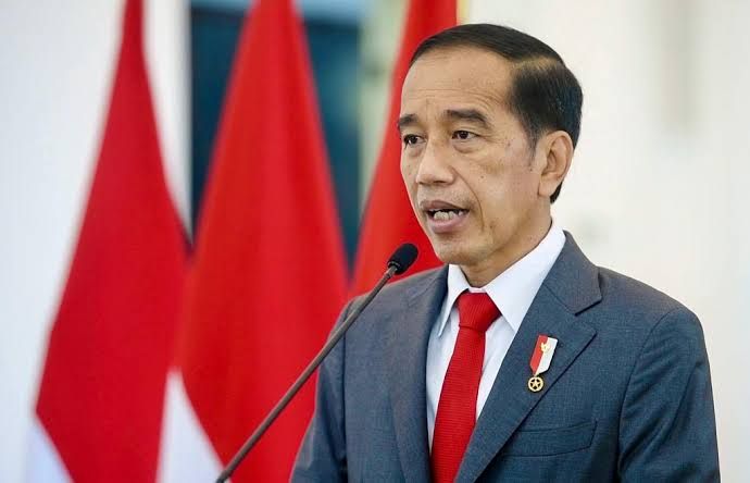 Jokowi Komentari Soal Pelaporan Dirinya dan Keluarga atas Dugaan Kolusi dan Nepotisme