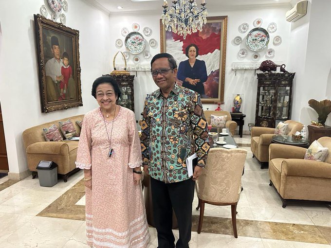 Megawati Beberkan Alasan Terpilihnya Mahfud MD sebagai Cawapres Ganjar Pranowo