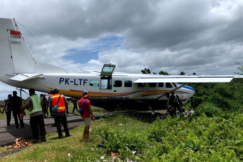 Penyebab Kecelakaan Pesawat Asian One, Kompol VJ Parapaga: Rem Blong Ketika Take Off