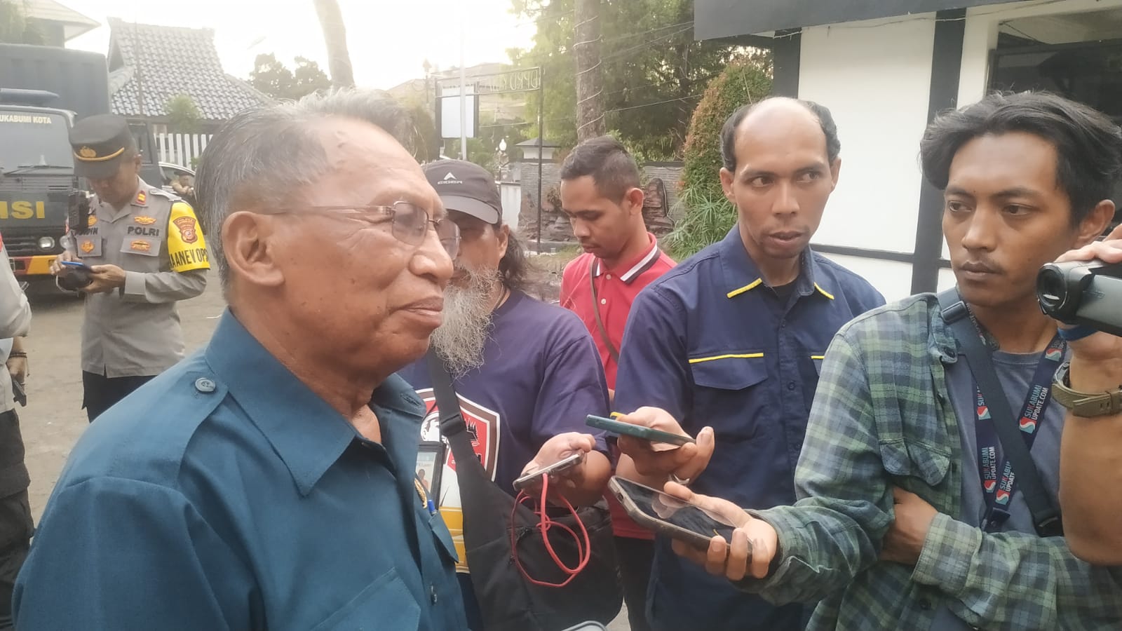 Kamal Suherman (kiri) ketua DPRD Kota Sukabumi.