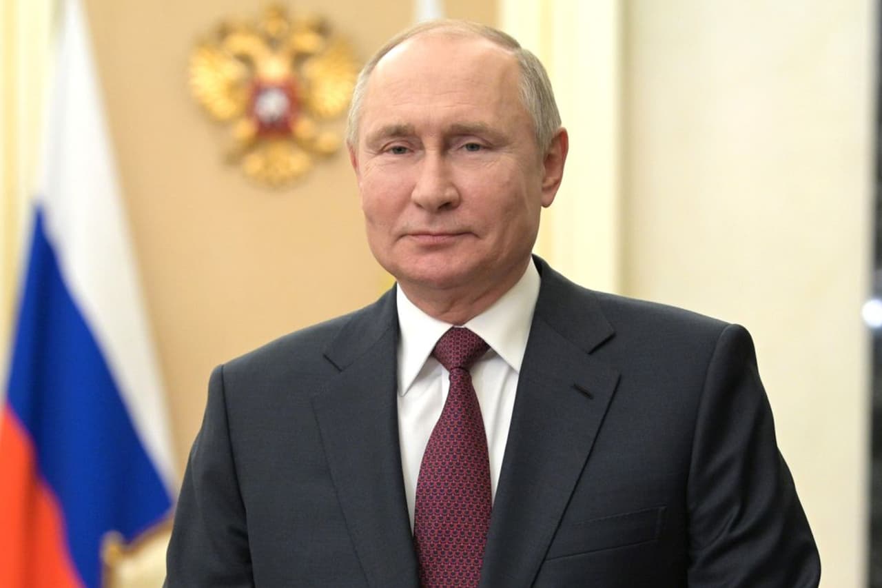Vladimir Putin Putuskan Mencalonkan Diri di Pilpres 2024, Siapa Lawannya?