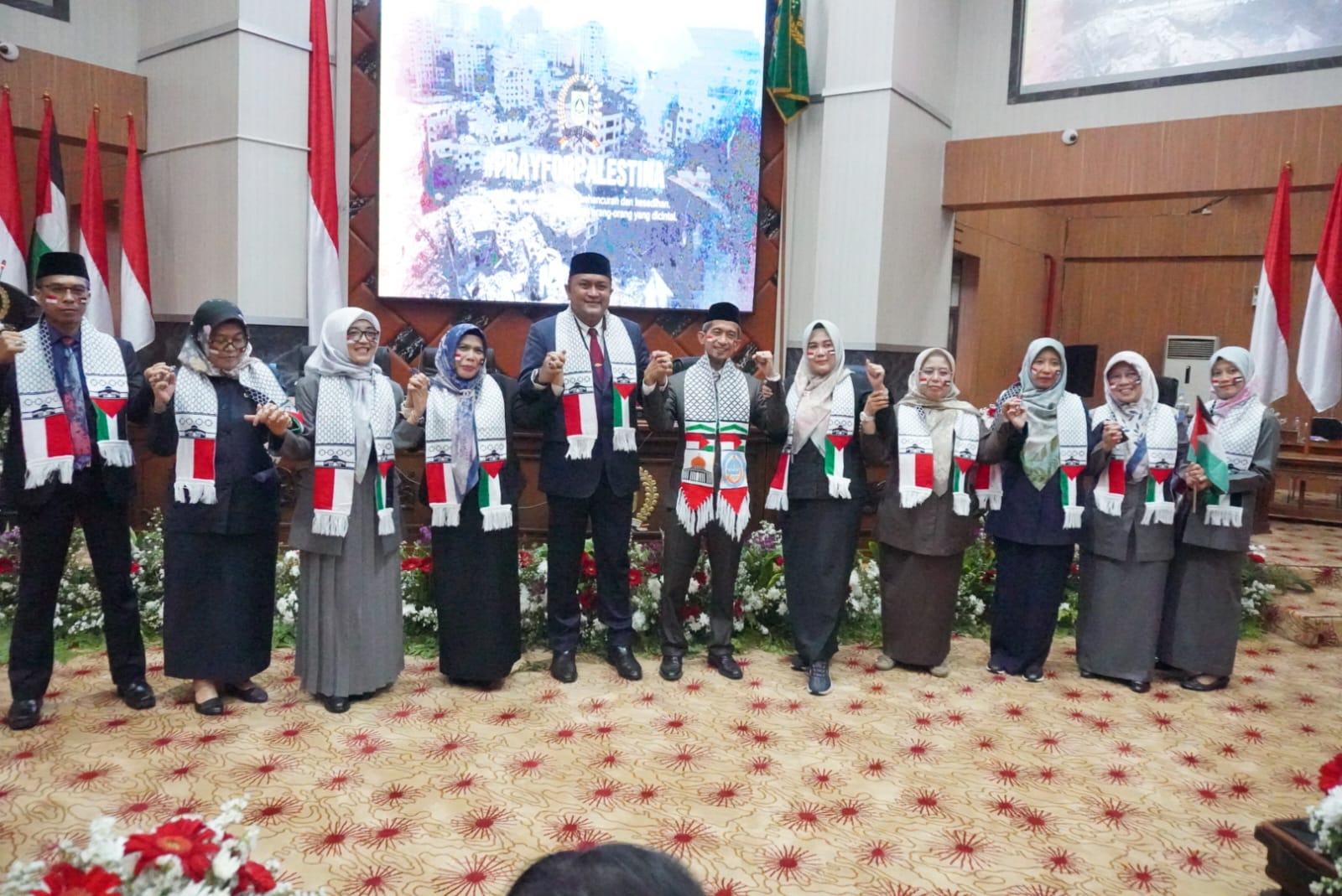 Atribut Palestina Warnai Rapat Paripurna, Ketua DPRD Kabupaten Bogor: Bentuk Dukungan Kami
