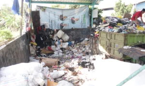 Ilustrasi: Penumpukan sampah di Kota Cimahi.