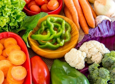 ILUSTRASI: Sayuran untuk turunkan kolesterol dan darah tinggi. (freepik)
