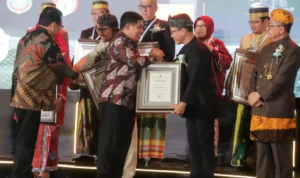 Penghargaan ke-230! Kabupaten Bandung Raih Penghargaan Swasti Saba Wistara