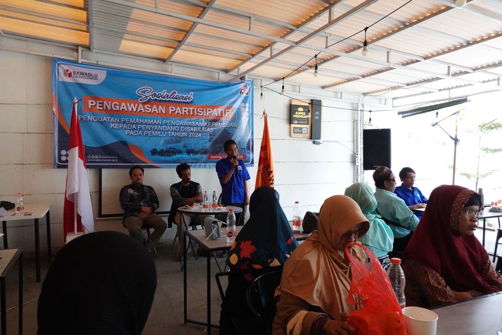 Bawaslu Kabupaten Bandung Gelar Sosialisasi Soal Pemilu dan Pendidikan Politik Untuk Penyandang Disabilitas. Foto Agi Jabar Ekspres
