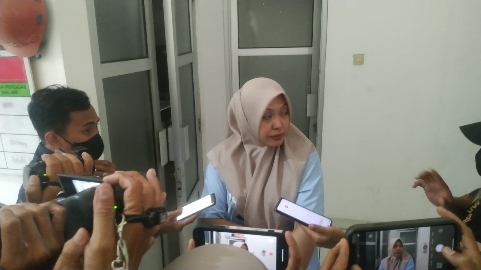 Ketua Tim Dokter Forensik RSUD Syamsudin S.H, Nurul Aida Fathia pasca autopsi penemuan mayat di Cireunghas, Kabupaten Sukabumi.