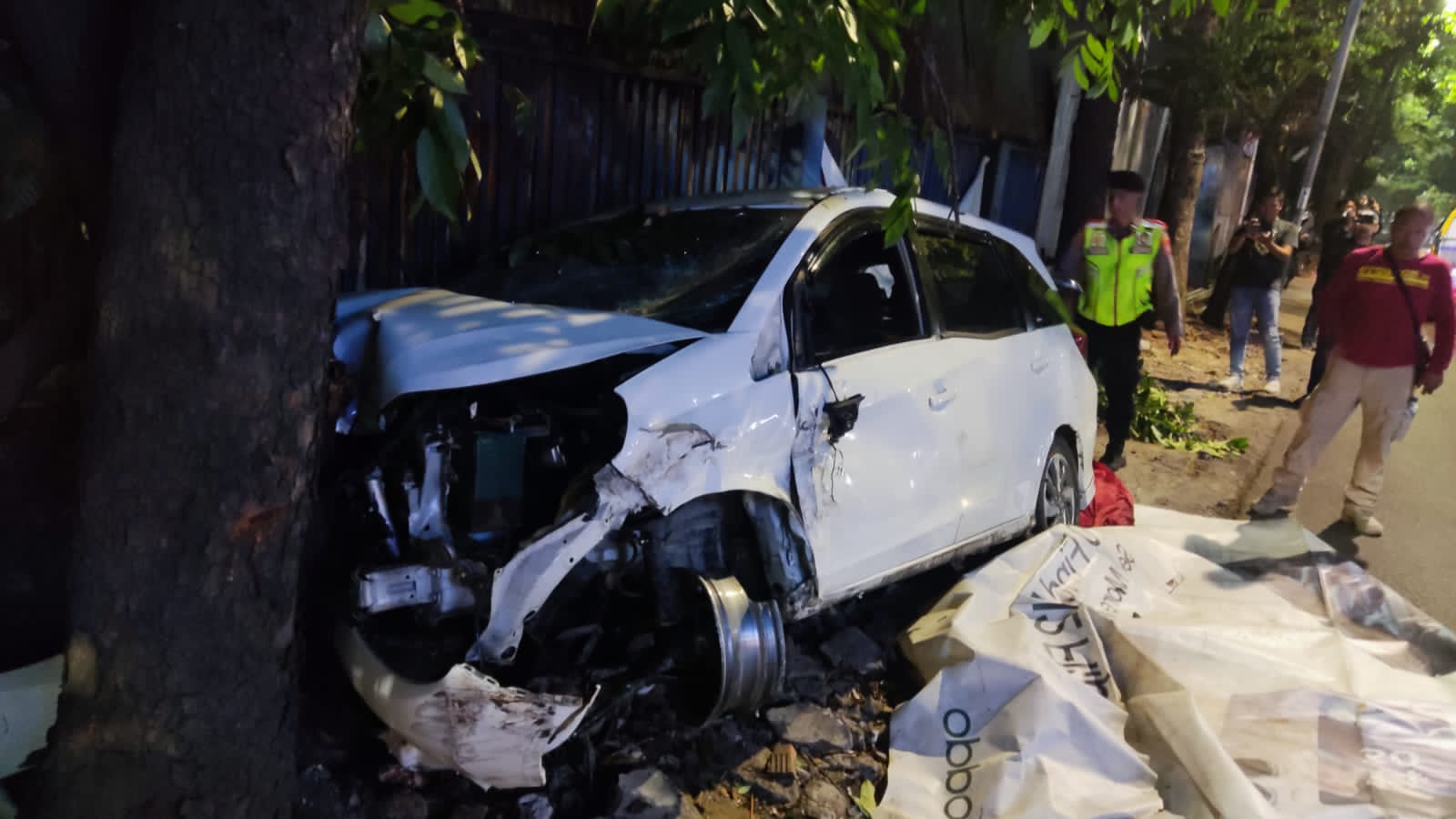 Ist. Kendaraan yang dikemudikan pria berusia 16 tahun Bandung usai terlibat tabrakan di Jl. Rumah Sakit. Dok. Satlantas Polrestabes Bandung.