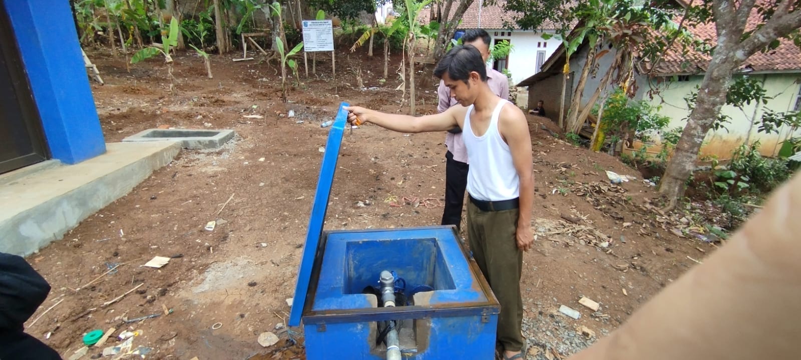 Warga Pabuaran dan Cigadung Sumringah, Krisis Air Bersih Sudah Tertangani