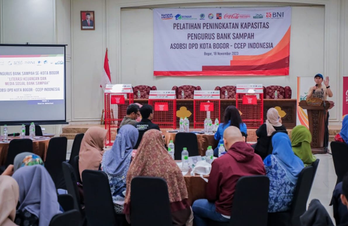 Pemkot Bogor Perkuat Kapasitas Literasi Keuangan dan Medsos Pengurus Bank Sampah