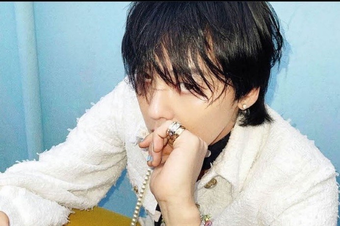 G-Dragon Berikan dua pengumuman penting. (instagram @soompi)