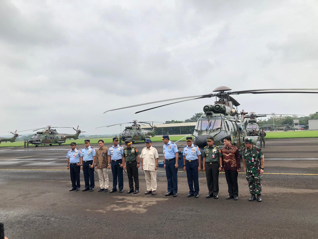 Menhan Serahkan 8 Helikopter H22M ke Lanud Atang Sendjaja