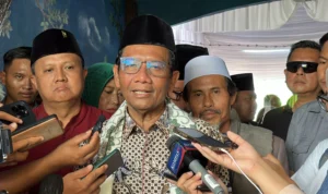 Mahfud MD Komentari Relawan Paslon 2 yang Ditembak di Sampang Madura